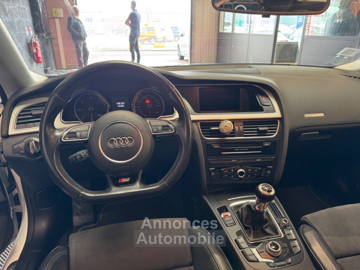 Audi A5 Coup&eacute; Attraction 20 TDI 190 CV S-Line int&eacute;rieur - Distribution &agrave; jour - Si&egrave;ges chauffant - 17