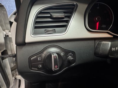 Audi A5 Coup&eacute; Attraction 20 TDI 190 CV S-Line int&eacute;rieur - Distribution &agrave; jour - Si&egrave;ges chauffant   - 32