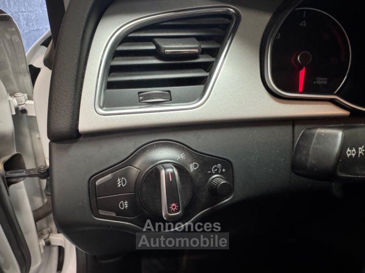 Audi A5 Coup&eacute; Attraction 20 TDI 190 CV S-Line int&eacute;rieur - Distribution &agrave; jour - Si&egrave;ges chauffant - 32