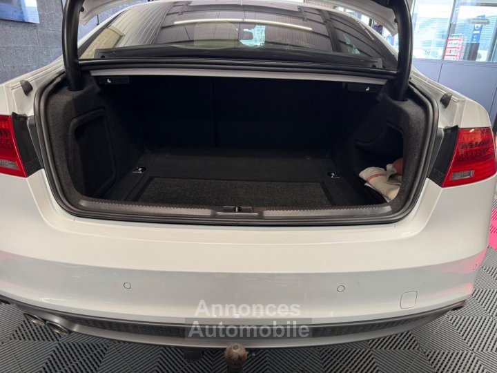 Audi A5 Coup&eacute; Attraction 20 TDI 190 CV S-Line int&eacute;rieur - Distribution &agrave; jour - Si&egrave;ges chauffant - 35