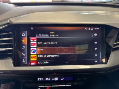 Audi Q4 E-Tron SPORTBACK S line 45 82 kWh quattro 265 ch - Matrix LED - Toit Ouvrant Panoramique - Si&egrave;ges S-Line - Apple CarPlay   - 23