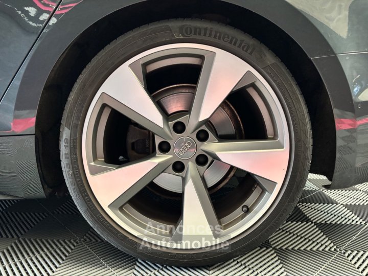 Audi A5 S-Line 20 TFSI 190 CV S-tronic - Design - Attelage - 8