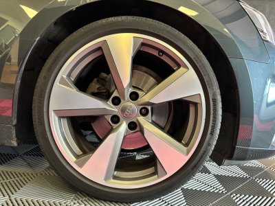 Audi A5 S-Line 20 TFSI 190 CV S-tronic - Design - Attelage   - 10