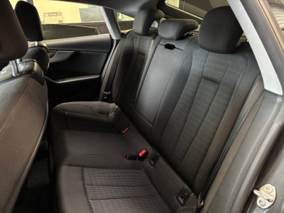 Audi A5 S-Line 20 TFSI 190 CV S-tronic - Design - Attelage   - 13