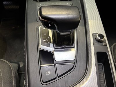 Audi A5 S-Line 20 TFSI 190 CV S-tronic - Design - Attelage   - 16