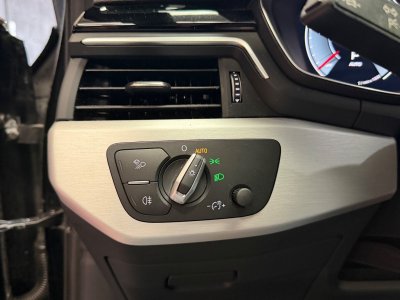 Audi A4 AVANT S-Line 30 TDI 136 CV S-tronic 7 - MATRIX LED - CarPlay - Si&egrave;ges chauffants   - 18