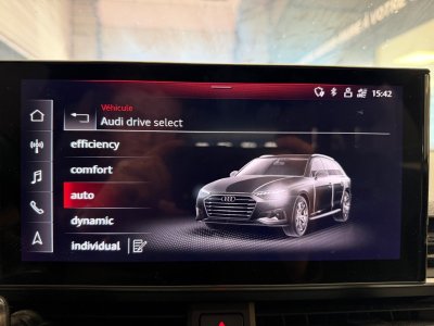 Audi A4 AVANT S-Line 30 TDI 136 CV S-tronic 7 - MATRIX LED - CarPlay - Si&egrave;ges chauffants   - 23