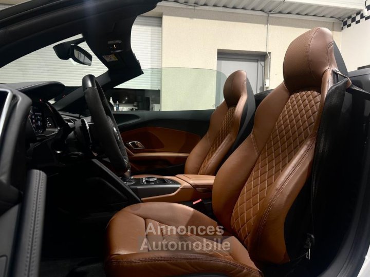 Audi R8 Spyder II 52 V10 FSI 570ch RWD S tronic 7 - 10