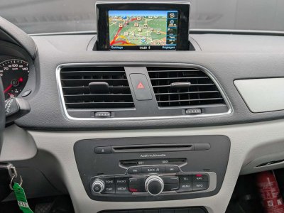 Audi Q3 14TFSI Sport SLine Stronic - 11