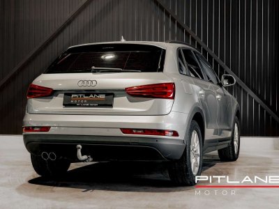 Audi Q3 14 TFSI Design S-tronic CUIR ATTELAGE CHAUFF - 5