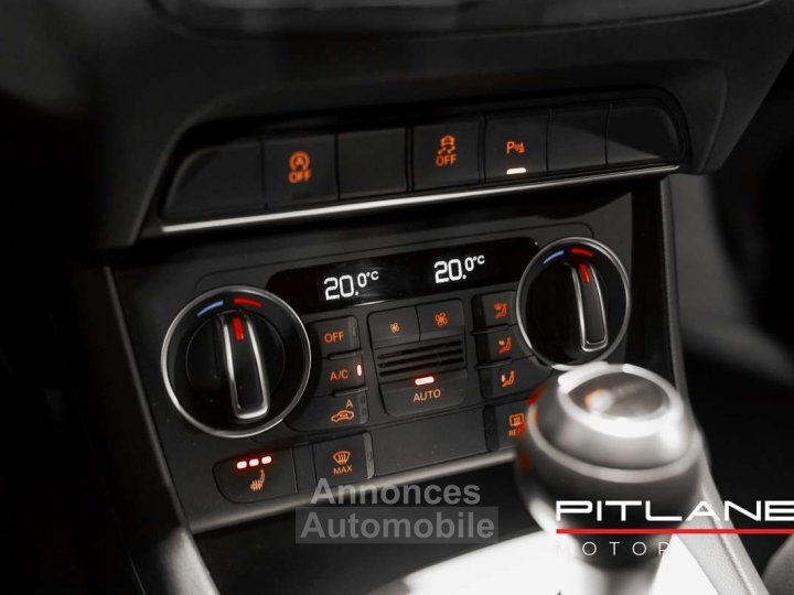 Audi Q3 14 TFSI Design S-tronic CUIR ATTELAGE CHAUFF - 18