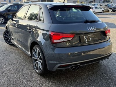 Audi A1 Sportback 14 TFSI 125CH S LINE TRONIC 7   - 4