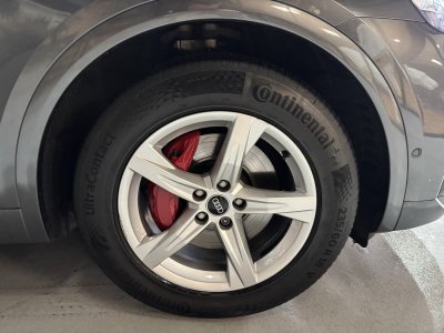 Audi Q5 Sportback 55 TFSI e 367 QTT S TRONIC 7 S LINE Suspension pneumatique / Attelage - 37