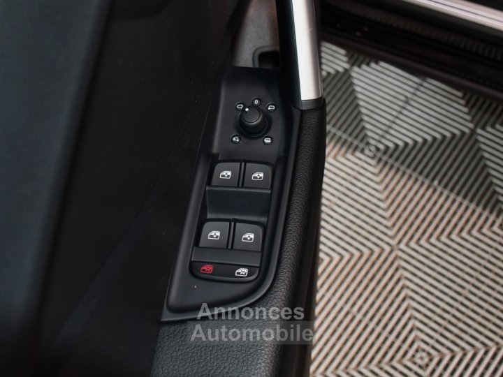 Audi Q2 S-Line Ambition Luxe 35 TFSI 150 BVM6 GPS Virtual Caméra TO Parc Assist Attelage Hayon Cuir JA 18 - 12