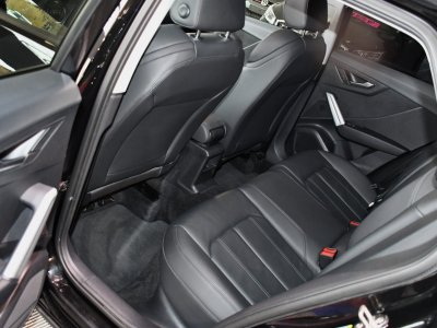 Audi Q2 S-Line Ambition Luxe 35 TFSI 150 BVM6 GPS Virtual Caméra TO Parc Assist Attelage Hayon Cuir JA 18 - 14