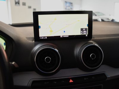 Audi Q2 S-Line Ambition Luxe 35 TFSI 150 BVM6 GPS Virtual Caméra TO Parc Assist Attelage Hayon Cuir JA 18 - 24