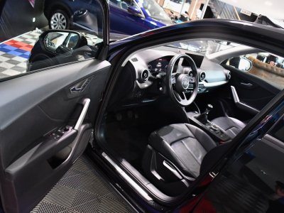 Audi Q2 S-Line Ambition Luxe 35 TFSI 150 BVM6 GPS Virtual Caméra TO Parc Assist Attelage Hayon Cuir JA 18 - 26