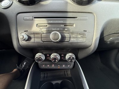 Audi A1 16 TDI 90ch FAP Ambition Luxe S tronic 7 5 places   - 12