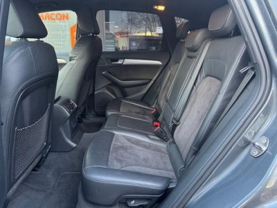 Audi Q5 Quattro 20 TDI clean diesel - 190 - BV S-tronic  S-Line   - 11