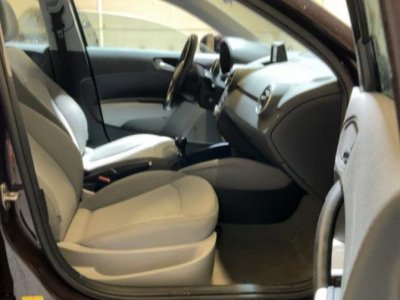 Audi A1 Sportback 12 TFSI 86CH AMBITION - 6