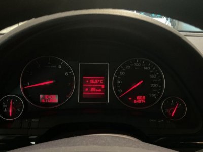 Audi A4 20 130CH AMBITION   - 6