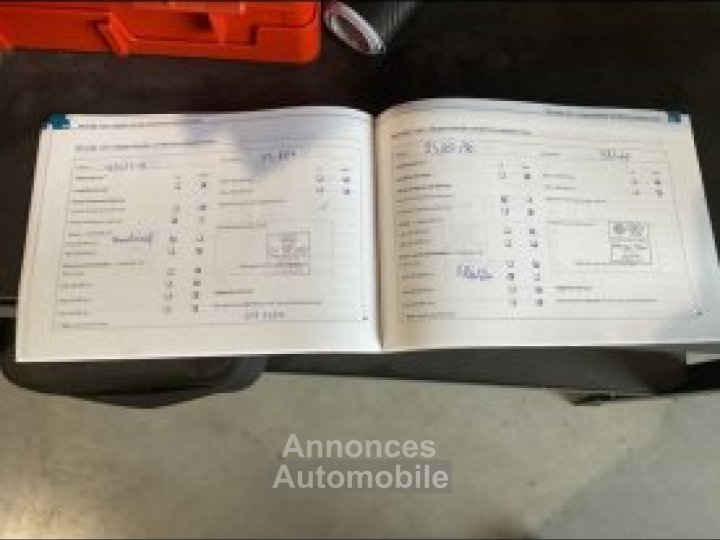 Audi A4 20 130CH AMBITION - 15