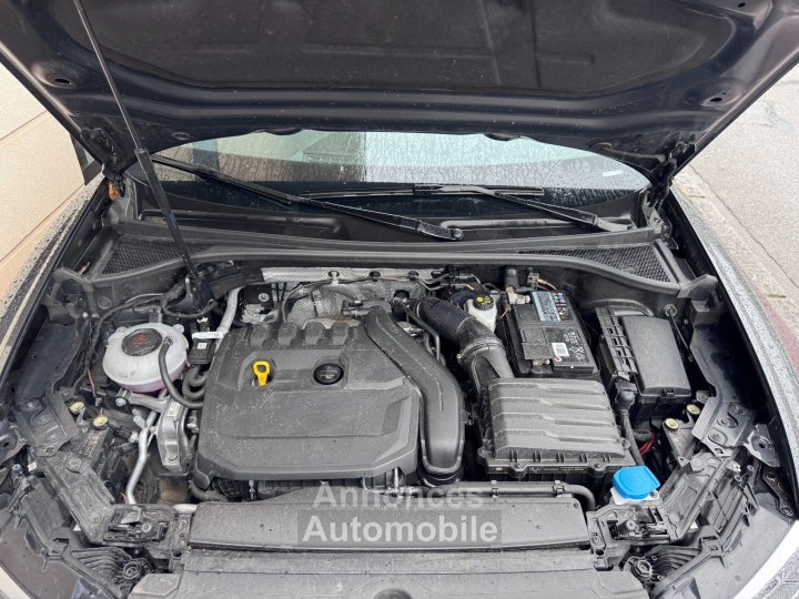 Audi Q3 35 TFSI 150 ch S tronic 7 S line - ATTELAGE - APPLE CARPLAY- CAMÉRA DE RECUL - SIÈGES CHAUFFANTS - 45