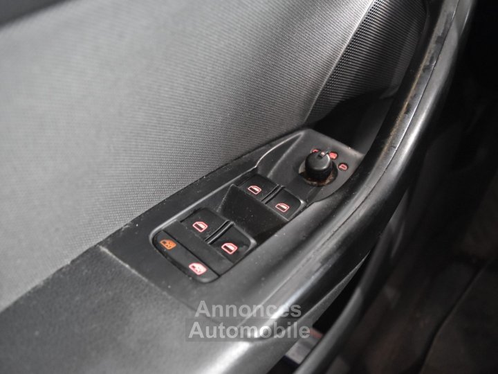 Audi Q3 20 TDI 177 ch S line - 29