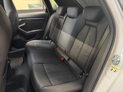 Audi A3 Sportback Competition 45 TFSIe 245 CV - Toit ouvrant - CarPlay - 15