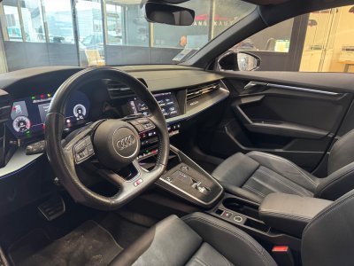 Audi A3 Sportback Competition 45 TFSIe 245 CV - Toit ouvrant - CarPlay - 19