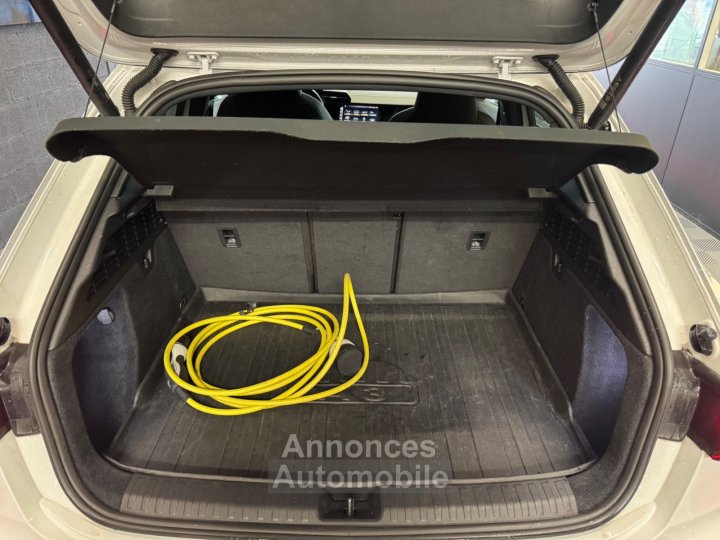 Audi A3 Sportback Competition 45 TFSIe 245 CV - Toit ouvrant - CarPlay - 40