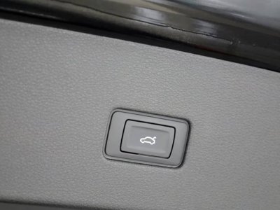 Audi Q8 55 TFSI quattro, Navi,SH,Cam,Pano,B&O - 15