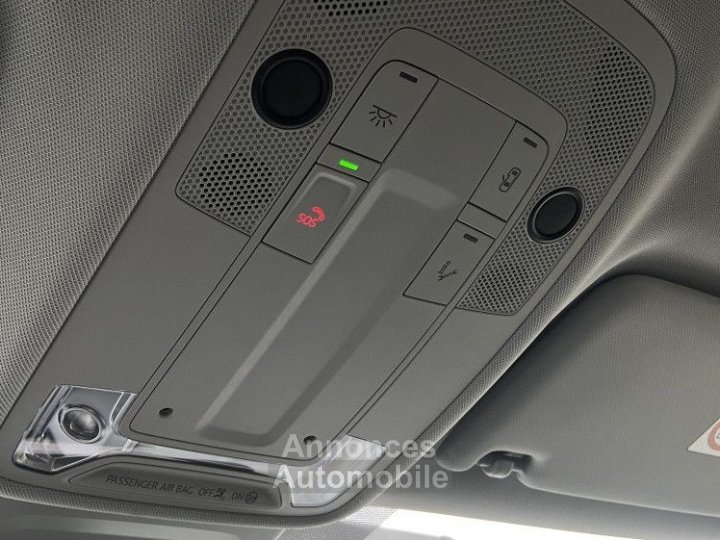 Audi Q2 35 TFSI 150CH DESIGN LUXE S TRONIC 7 - 33