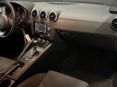 Audi TT 20 TFSI 211 CV Bo&icirc;te automatique   - 17