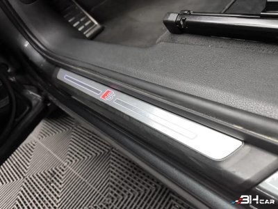 Audi Q3 20 40 TDI Quattro S-Tronic7 Sline - 190cv / Bluetooth / Keyless / Cam&eacute;ra / Radars Av et Ar   - 22