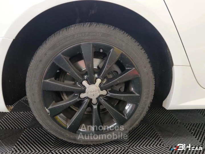 Audi A6 Avant 20 TDI STronic7 Ultra Business Executive - 190cv / Attelage / Cam&eacute;ra / Bluetooth - 22