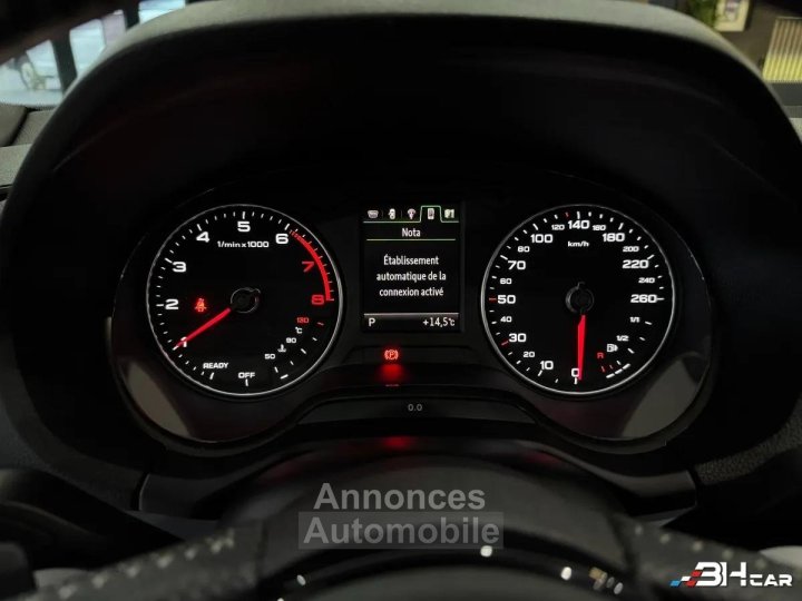 Audi Q2 35 TFSI 150 CH S-LINE BVA7 TOIT OUVRANT GARANTIE 1 AN - 18
