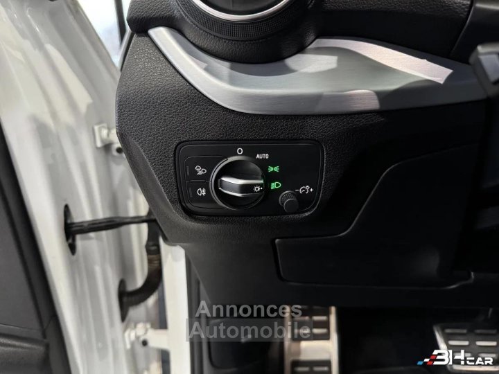 Audi Q2 35 TFSI 150 CH S-LINE BVA7 TOIT OUVRANT GARANTIE 1 AN - 39