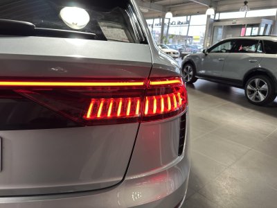 Audi RS Q8 TFSI 600 ch Tiptronic 8 Quattro   - 4