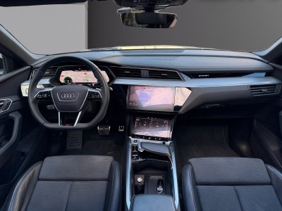 Audi Q8 E-TRON SPORTBACK S-LINE 55 408 ch 114 kWh Quattro - Toit Ouvrant - M&eacute;plat - Si&egrave;ge Electrique M&eacute;moire - Cam&eacute;ra 360   - 2