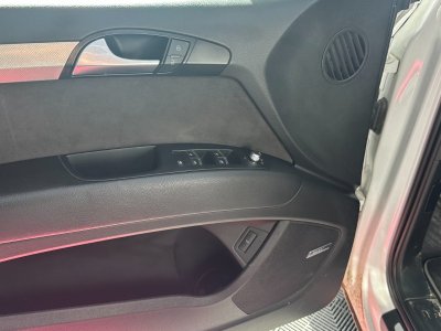 Audi Q7 30 V6 TDI 245 ch Quattro S Line 7 pl ~ Si&egrave;ges/hayon &eacute;lectrique ~ Suspensions pilot&eacute;s ~ Cam&eacute;ra ~ Toit ouvrant/pano ~ Bose   - 18