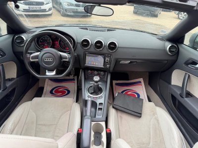 Audi TT ROADSTER 20 TFSI 200   - 9