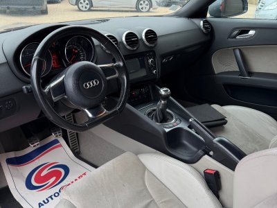 Audi TT ROADSTER 20 TFSI 200   - 27
