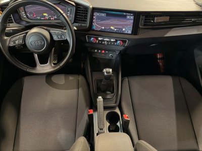 Audi A1 Sportback 10 25 tfsi 95 + clim auto radar av-ar apple carplay-android sans fil   - 3