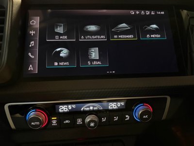 Audi A1 Sportback 10 25 tfsi 95 + clim auto radar av-ar apple carplay-android sans fil   - 25