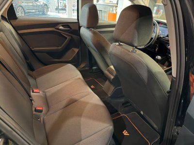 Audi A1 Sportback 10 25 tfsi 95 + clim auto radar av-ar apple carplay-android sans fil   - 30