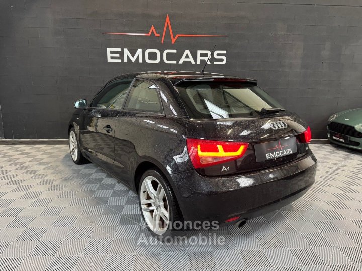 Audi A1 16 TDI 105 S LINE - 3