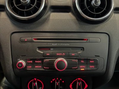 Audi A1 16 TDI 105 S LINE   - 23