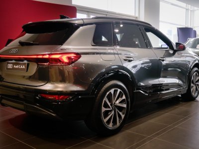Audi Q6 e-tron 306 ch 100 kWh performance S line   - 10