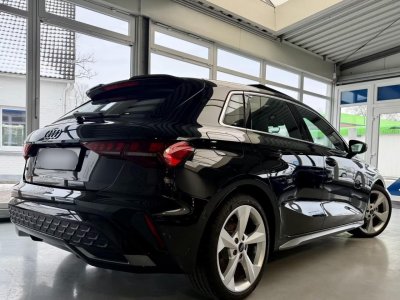 Audi A3 Sportback 15 35 TFSI - 150 - BV S-Tronic 7 8Y S line PHASE 2 - 2